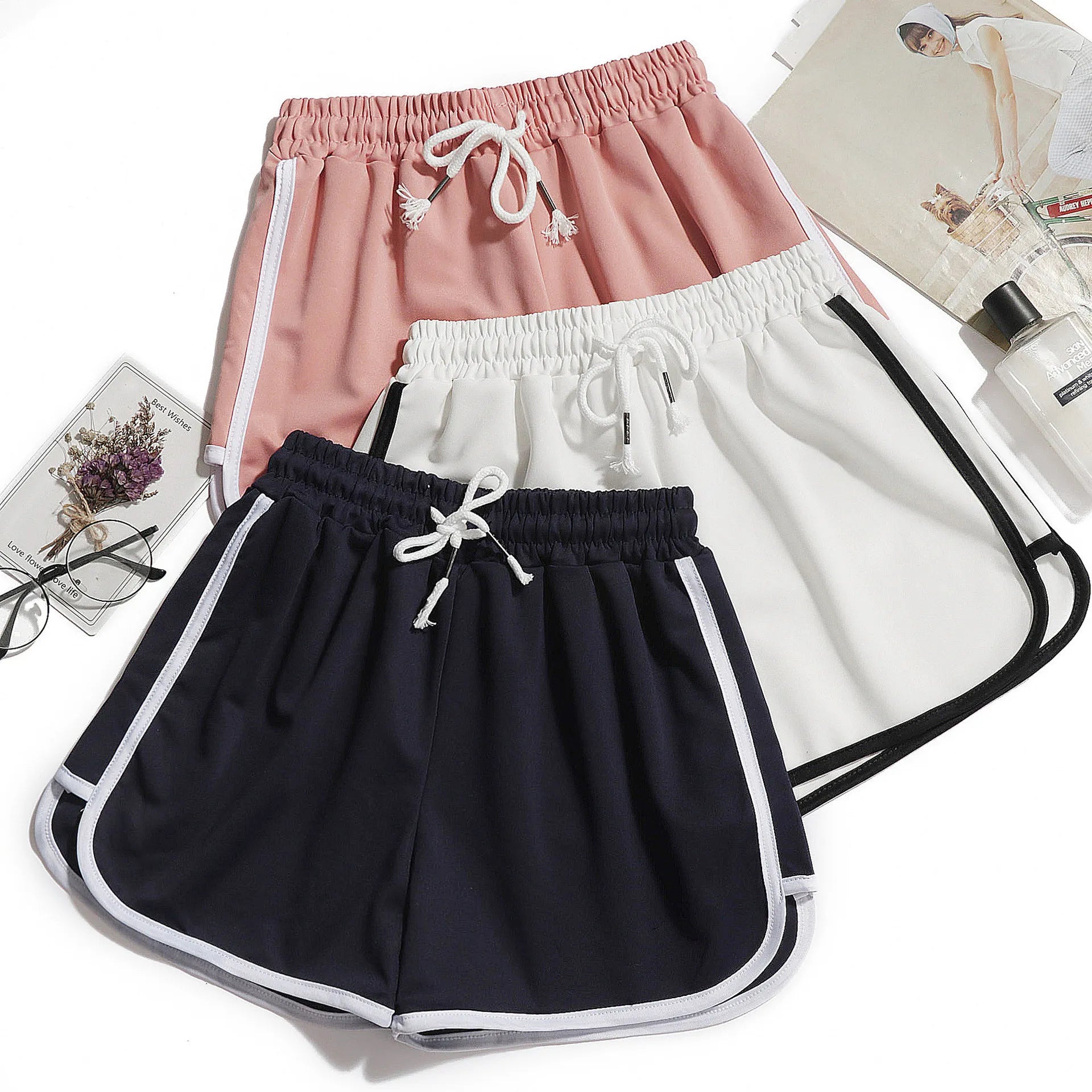 Short Yoga Femme – Jambes Larges, Respirant, Taille Moyenne